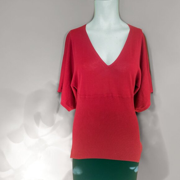 LOFT Short Sleeve Red V Neck Sweater Fitted Ribbed from the Chest Down SIZE Med - Picture 3 of 5